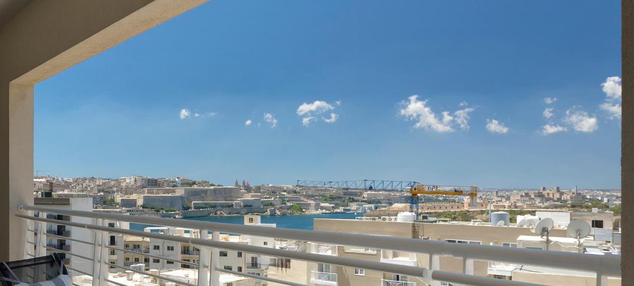 Luxury Apartment Inc Pool & Views Sliema Exteriér fotografie