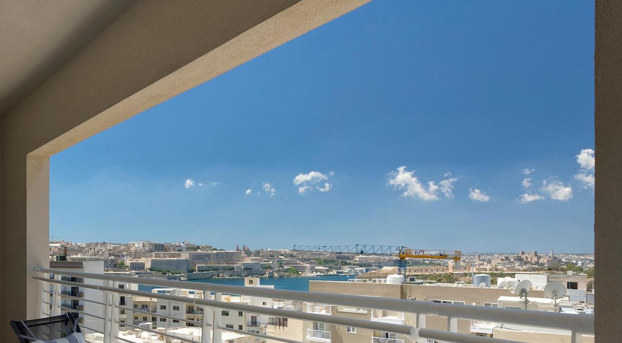 Luxury Apartment Inc Pool & Views Sliema Exteriér fotografie